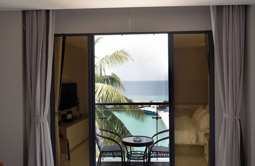 Kamadhoo House | Wings by Hawks Hotels
