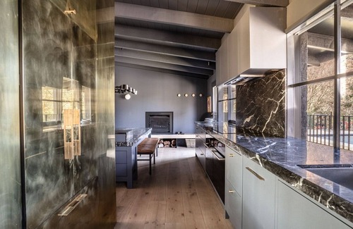 Red Hill South House | Winifred - Heart of the wine region.