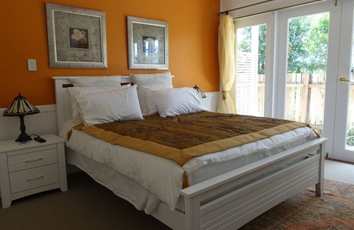 Palmwoods Bed & Breakfast | Winston Cottage