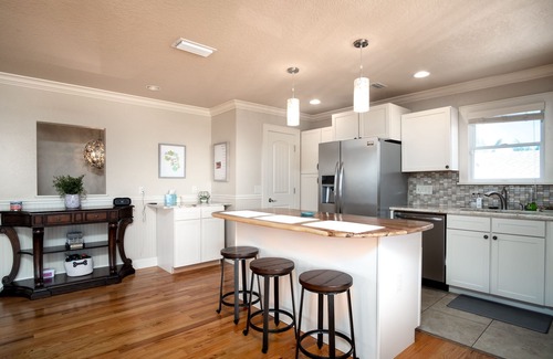 New Smyrna Beach House | Winter Availability- 900 Beach House- 3/2 Upstairs Home-Steps to the beach