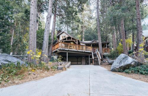 Forest Falls House | Winter Falls Cabin-Stunning Views