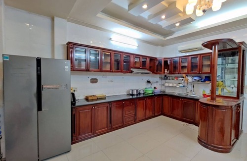 Ninh Kieu House | Winter Spring Homestay Center