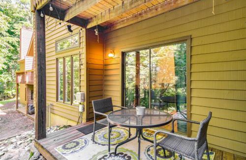 Wintergreen Apartment | Wintergreen Resort Condo with Deck, 0 3 Mi to Slopes