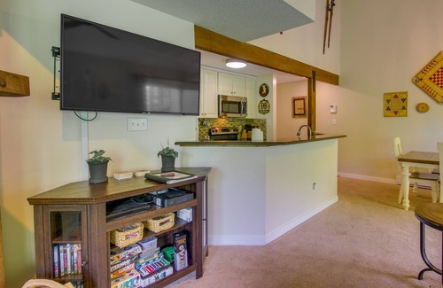 Nellysford Condo | Wintergreen Resort Vacation Rental w/Pool Access!