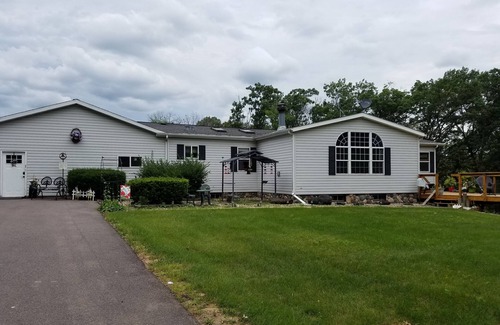 Wisconsin Dells House | Wisconsin Dells Ranch Getaway