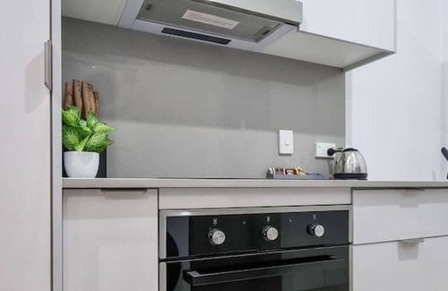 Wishart House | Wishart 1BR/1BA Cozy Home with Parking
