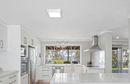 Brightwaters House | WishStay Waterfront Luxury Retreat,- private pool