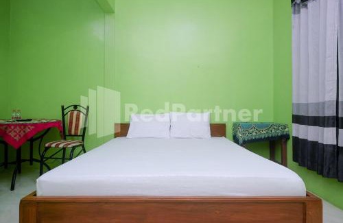Karanganyar Hotel | Wisma Giri Mulyo B near Grojogan Sewu Mitra RedDoorz