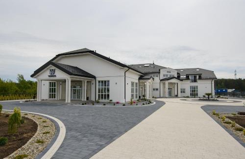 Szkwa Hotel | Wisteria Hotel
