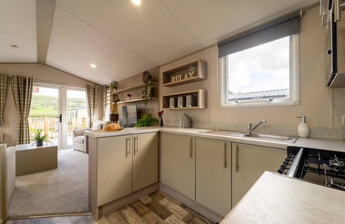 Fence Cabin | Wiswell View Lodge: Pendle View Holiday Park