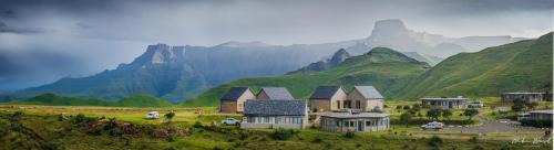 Phuthaditjhaba Cabin | Witsieshoek Mountain Lodge