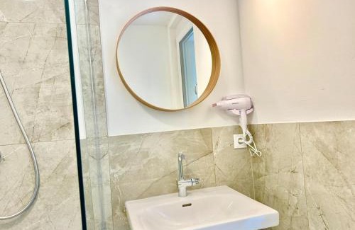 Wiener Neudorf Apartment | WN Premium Apartment with Patio