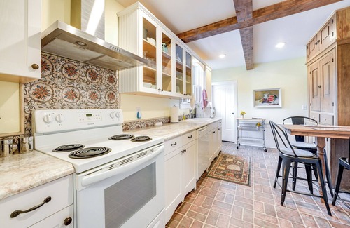 Westler Lake House | Wolcottville Farmhouse: 18 Mi to Shipshewana