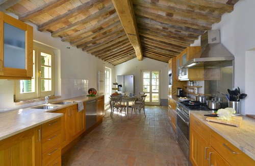 San Casciano dei Bagni Villa | Wonderful private villa for 10 guests with private pool, WIFI, TV, patio and panoramic view