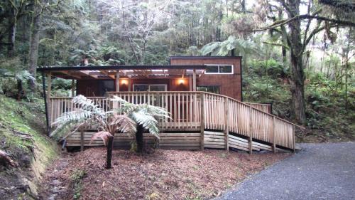Taumarunui House | Wonderforest 2 Bedroom Tiny house Ruapehu Unique Stays