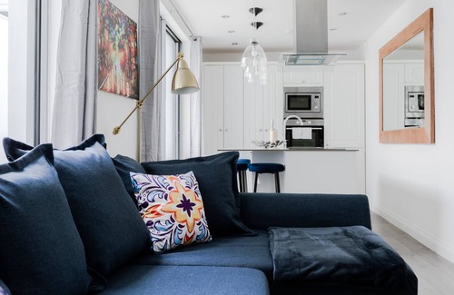 Harrow Road Apartment | Wonderful Apartments near Portobello Rd