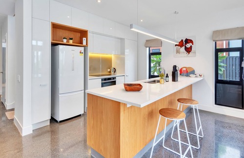 Hobsonville House | Wonderful Hobsonville Three Bedroom Home