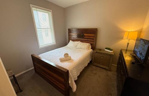 New City House | Wonderful Home Close to Downtown Chicago - Free Parking