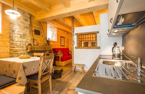 Molina di Ledro Cabin | wonderful hut on the edge of the woods in Valle di Ledro for total relaxation