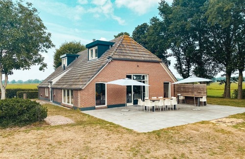 Beerze Cabin | Wonderful location along the River Vecht