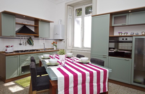 Viconago Villa | WONDERFUL OLD VILLA, WITH SPECTACULAR VIEW OF LAKE LUGANO.
