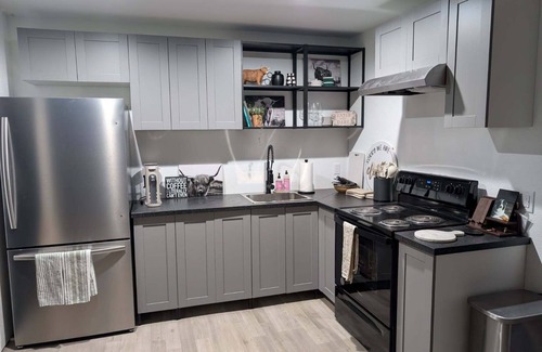 Wellborn Cottage | Wonderful pondview cottage with AC in College Station