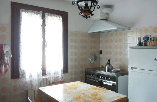 Porretta Terme House | Wonderful private villa for 4 guests with WIFI, TV, pets allowed, panoramic view and parking