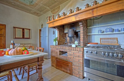 Montecatini Val di Cecina Villa | Wonderful private villa with WIFI, private pool, TV, pets allowed, panoramic view and parking