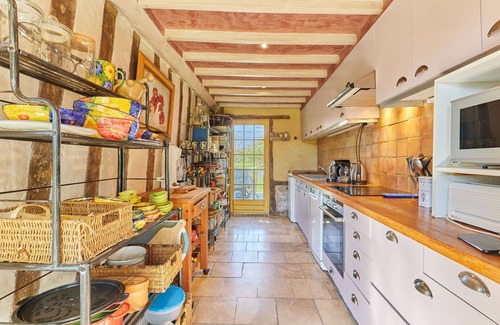 Vatteville La Rue House | Wonderful private villa for 9 guests with private pool, WIFI, TV, pets allowed and parking