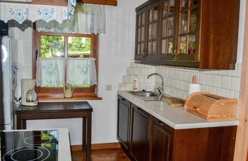 Bialowieza House | Wonderful private villa for 8 guests with A/C, TV, terrace and parking