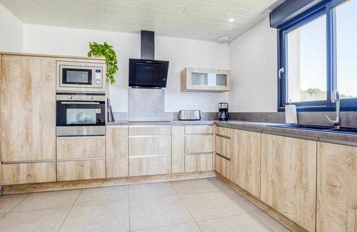 Aureilhan House | Wonderful private villa for 4 people with WIFI, TV, terrace, pets allowed and parking