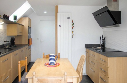 Saint-Michel-en-Greve House | Wonderful private villa for 8 people with WIFI, TV, terrace and pets allowed