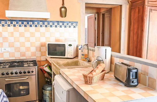 Blassac House | Wonderful private villa for 6 people with WIFI, TV, terrace, pets allowed and parking