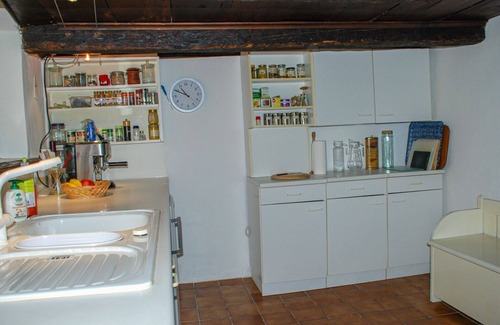 Lavizzara House | Wonderful private villa for 6 people with WIFI, TV, patio, pets allowed, panoramic view and park.