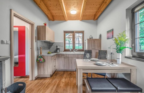 Becov nad Teplou House | Wonderful private villa for 4 guests with WIFI, TV, patio and parking