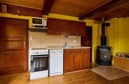 Jesenny House | Wonderful private villa with private pool, WIFI, TV, terrace, pets allowed, panoramic view, parking