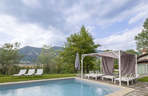 Cremignane Villa | Wonderful private villa for 6 people with WIFI, private pool, A/C, TV, patio and pets allowed