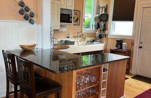 Ithaca House | Wonderful Rustic Lake House On Cayuga Lake only 2.5 Miles From Downtown Ithaca!