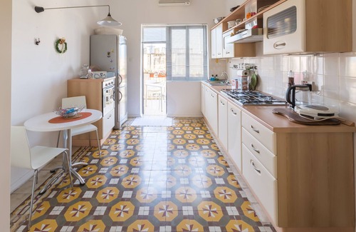 Zabbar House | Wonderful townhouse with spectacular view