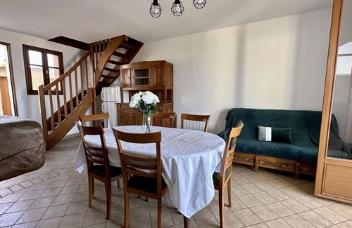 Tharon-Plage House | Wonderful villa for 6 guests with WIFI, TV and pets allowed
