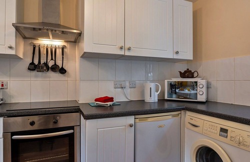 Heligan House | Wonderful villa for 6 people with WIFI, terrace, pets allowed and parking