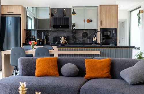 Sarıbelen Villa | Wonderful Villa With Huge Pool