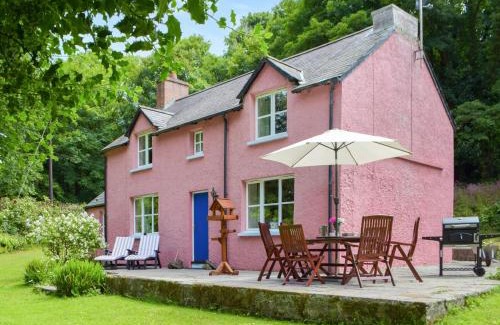 Stackpole House | Wood Cottage