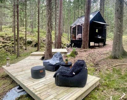 Bengtsfors Other | Wood Wise Glasshouse Glamping