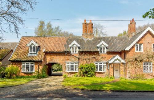 Dunwich House | Woodberry Cottage