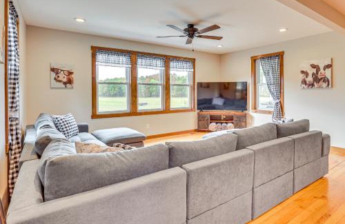 Ava House | Wooded Escape with Pond and Grill in Pleasant City!