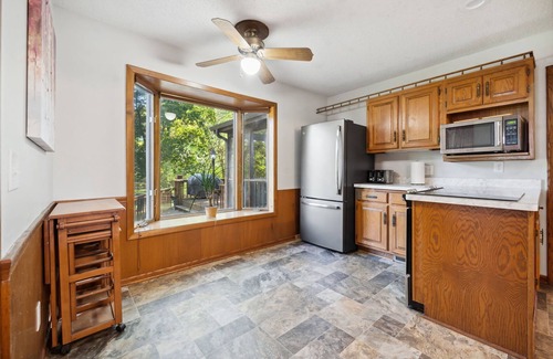 West Bloomington House | Wooded refuge in the heart of the city