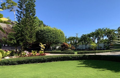 Cabrera Villa | wooded Villa w/outdoor pool 5 min from the beach