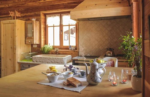 Frassilongo Ski Chalet | Wooden chalet in the Trentino Dolomites