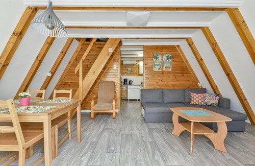 Kolobrzeg House | Wooden House in Kołobrzeg near Sandy Beach